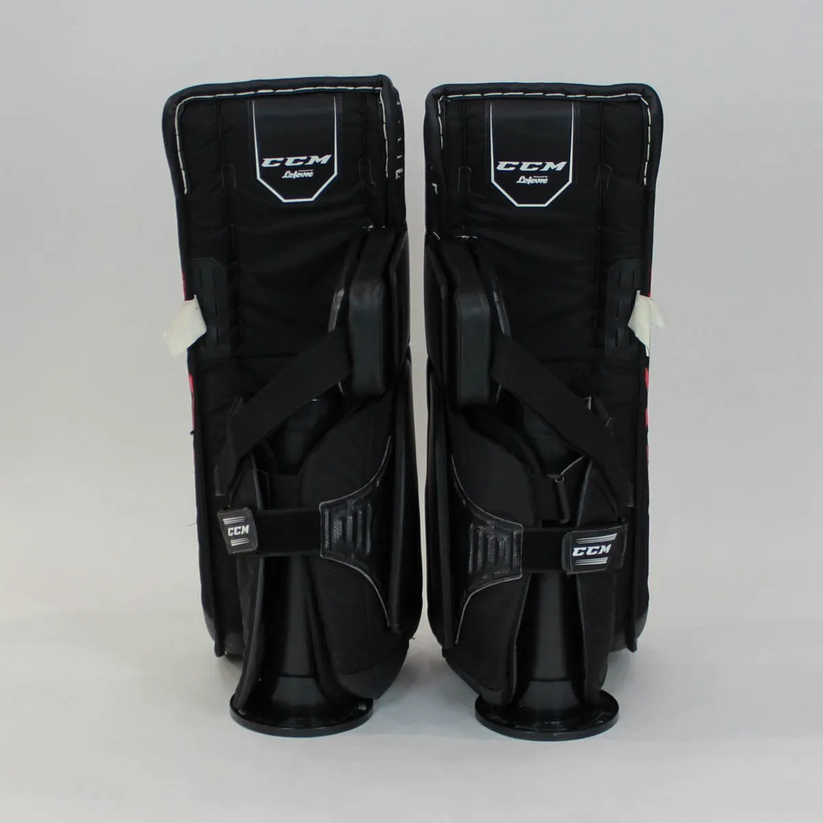 CCM Extreme Flex 4 Pro Senior Goalie Leg Pads - Demo A