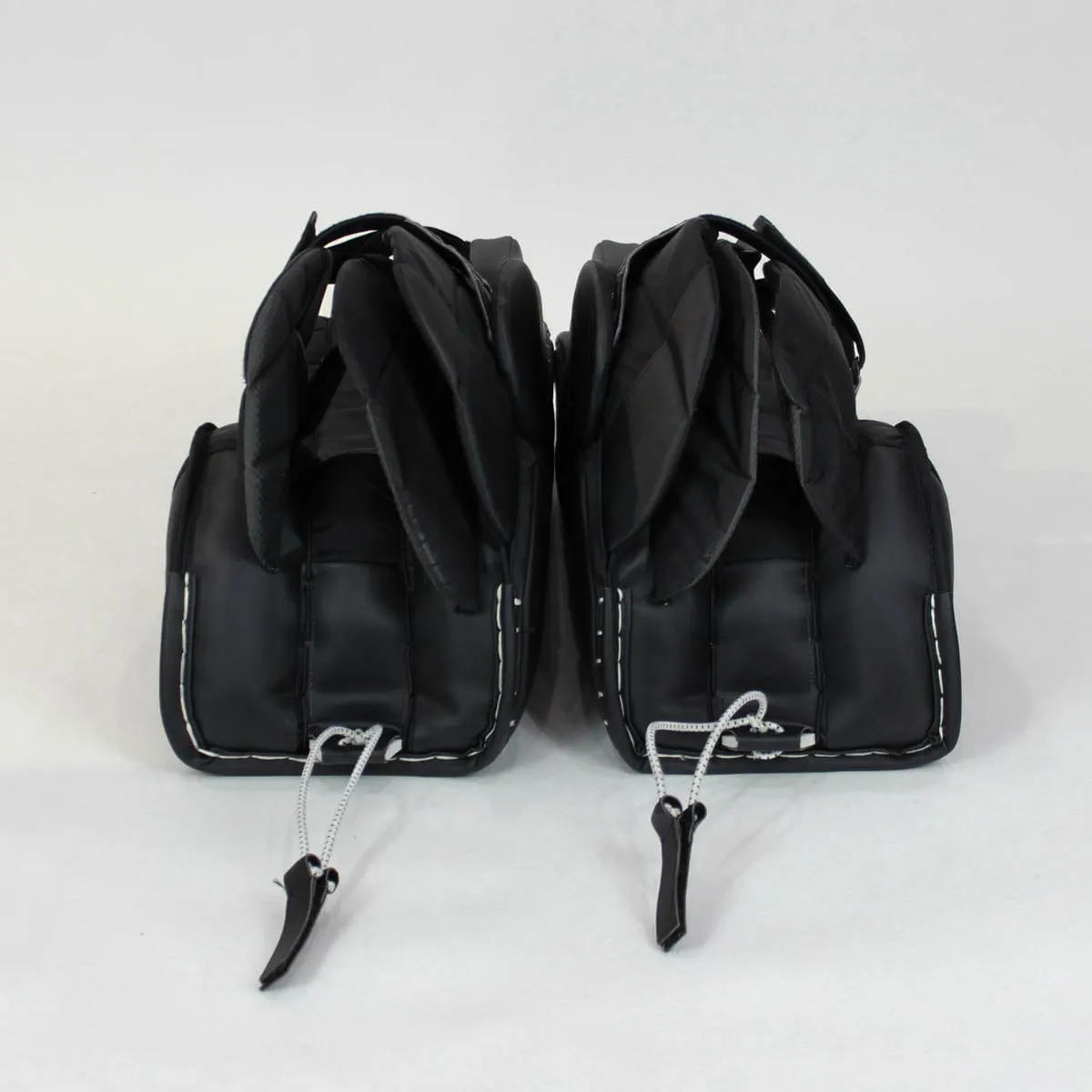 CCM Extreme Flex 4 Pro Senior Goalie Leg Pads - Demo A