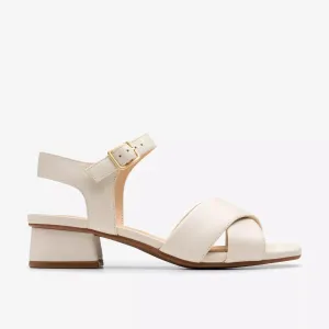 Clarks Women's Serina35 Cross Cream Leather 26181345