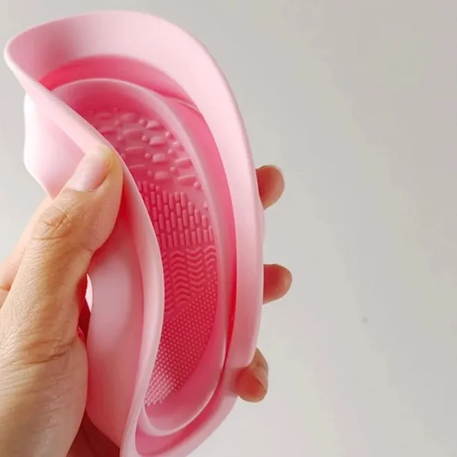 Collapsible Brush & Sponge Cleaning Bowl