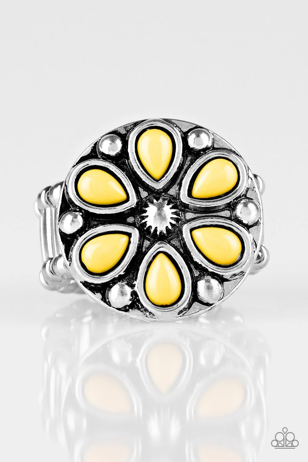Color Me Calla Lily - Yellow Ring - Paparazzi Accessories
