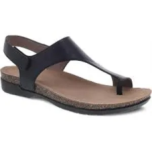 Dansko Women's Reece Waxy Burnished Black 6024-470200