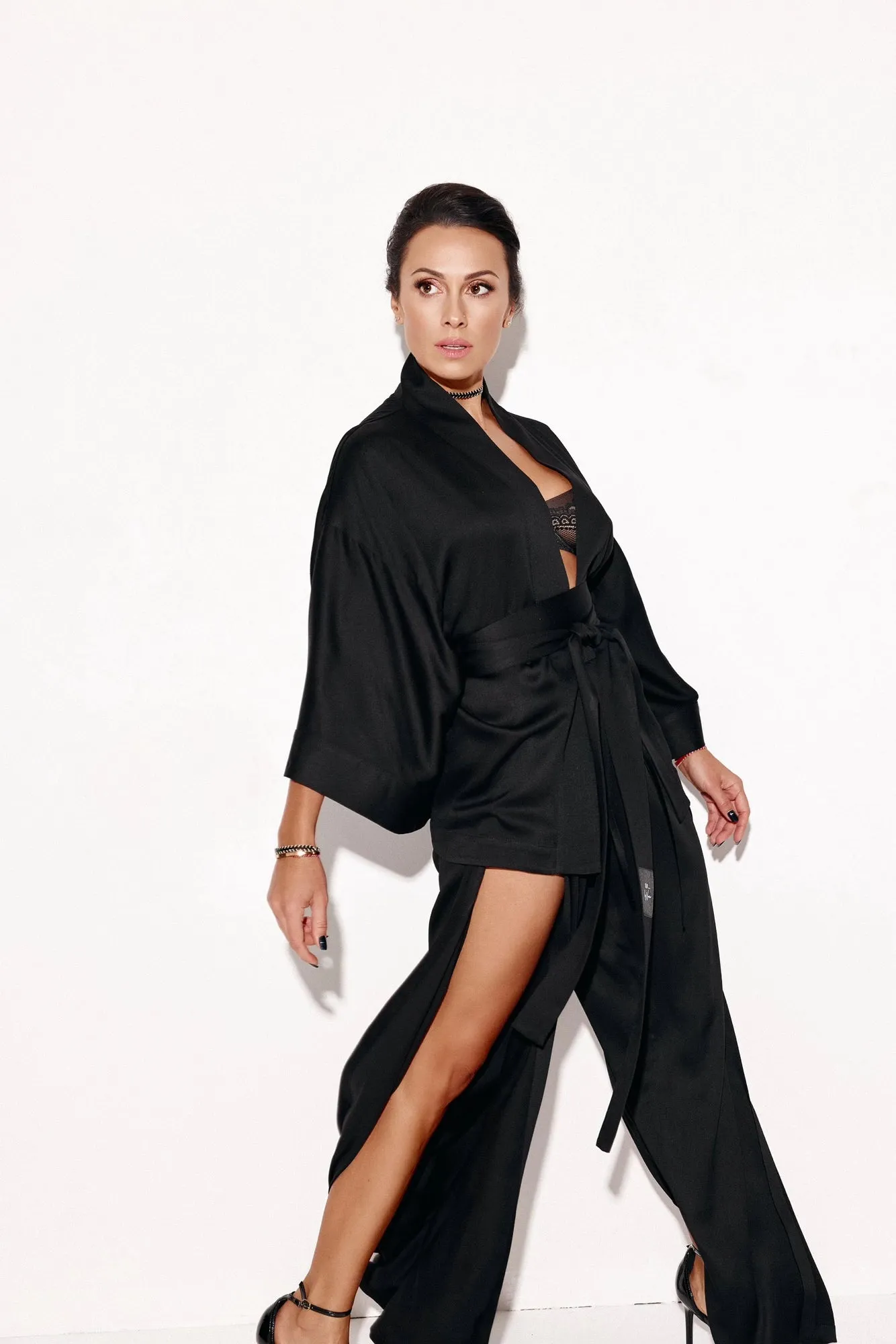 Elegant Satin Suite Black