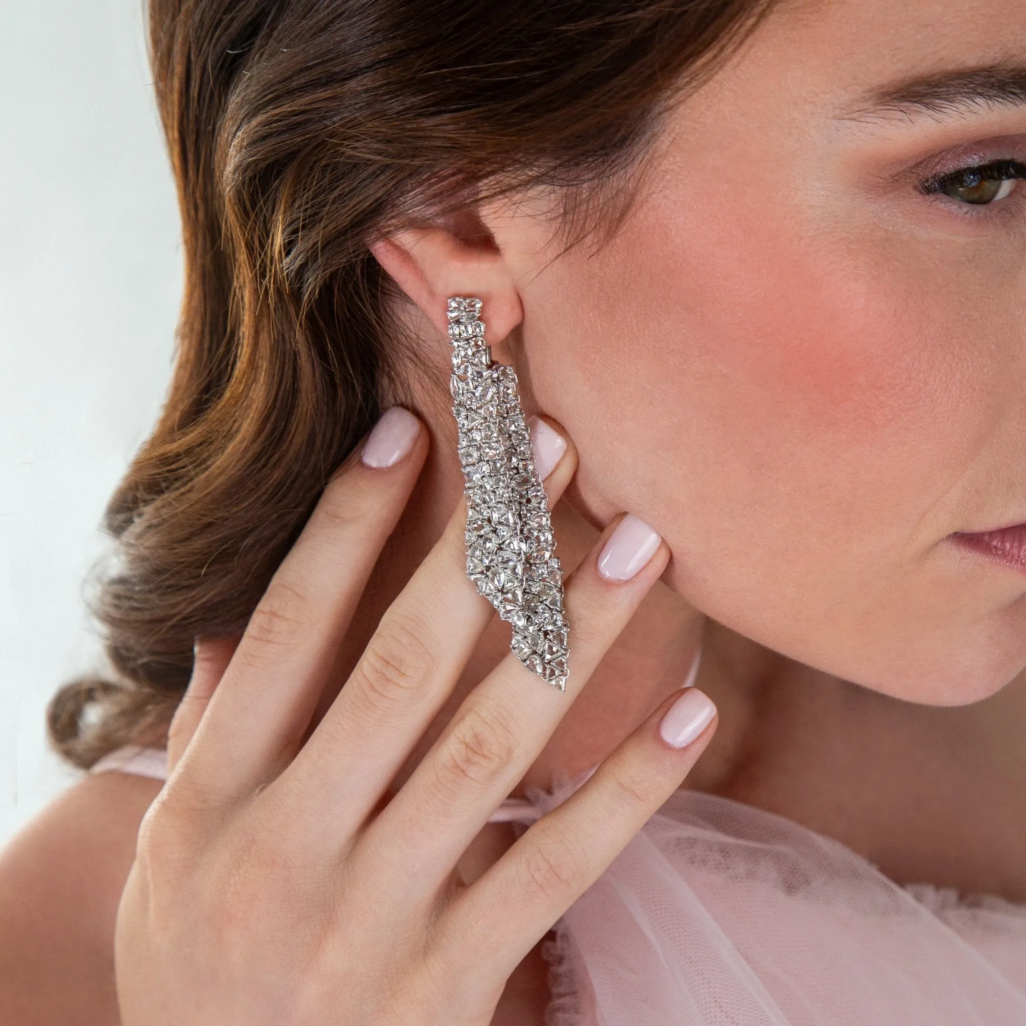Enchanted Evening Vela Diamond Earrings