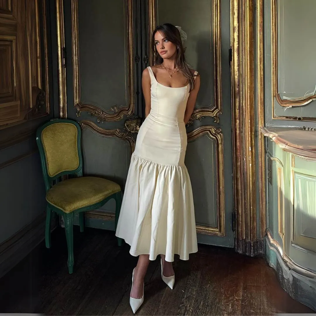 Ingrid™ | Minimalist Sleeveless Ruffle Dress