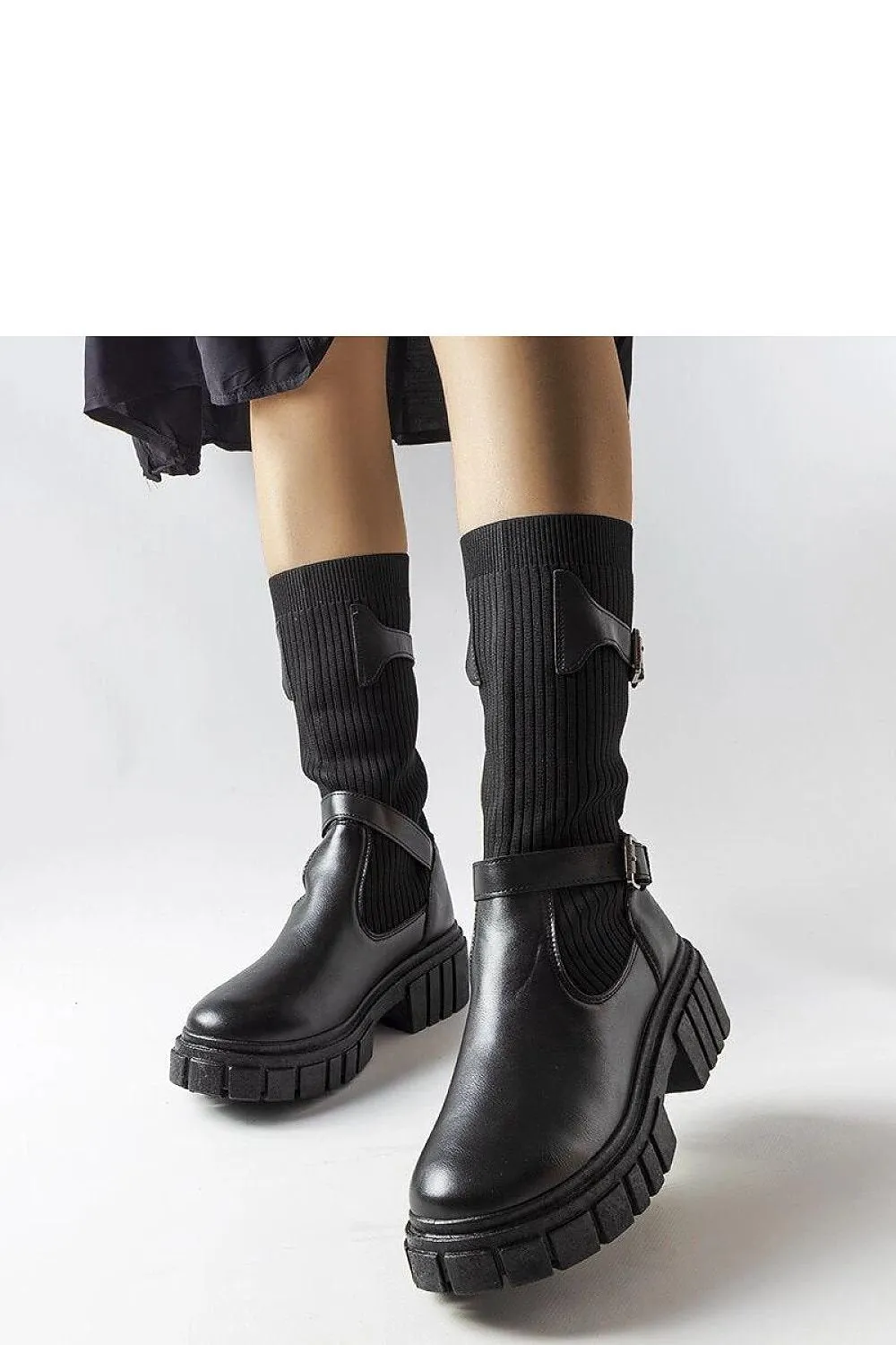 Knee-Hight boots on rubber sole