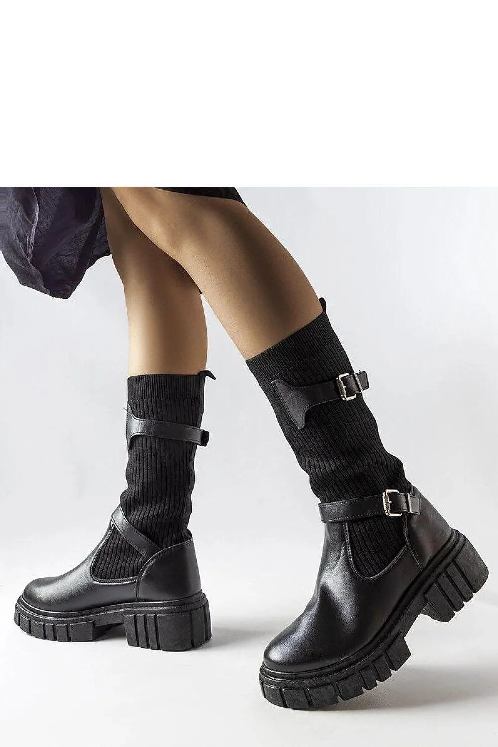 Knee-Hight boots on rubber sole