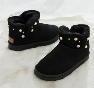 Ladies snow boots