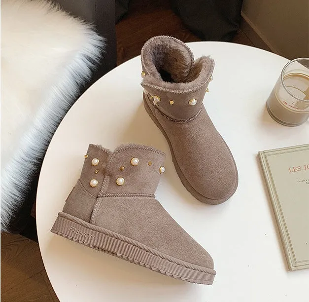 Ladies snow boots