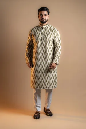 Men's Plain Kurta Set with a Vertical Mehendi Print