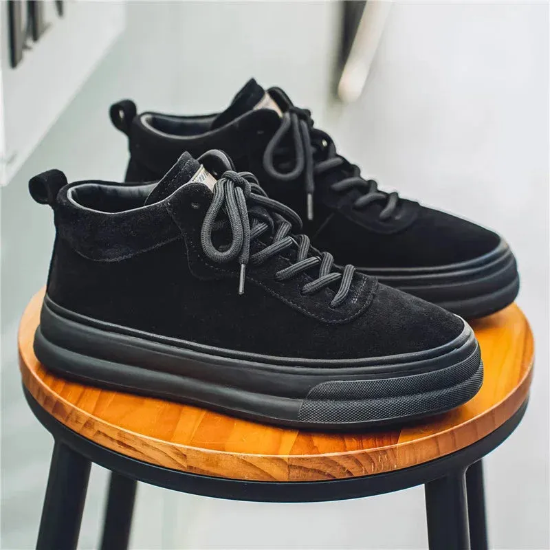 Men's Sneakers Skateboard Loafers Sports and Leisure Wear-resistant Non-Slip Shoes for Men Soft and Comfortable Round Toe New