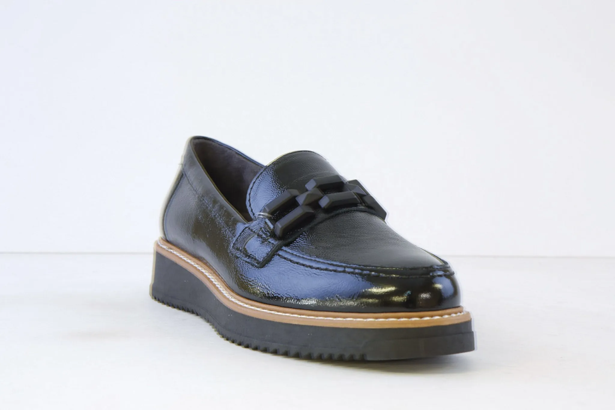 PITILLOS - 10070 SLIP ON FLAT SHOE - BLACK PATENT