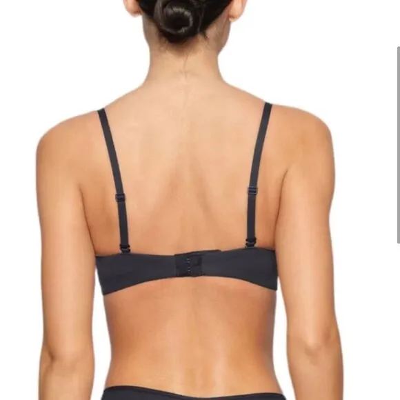 SKIMS NWT Fits Everybody Unlined Underwire Bra In Onyx Black
