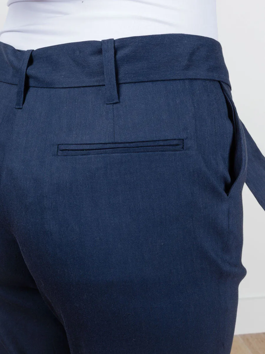 tapered trouser