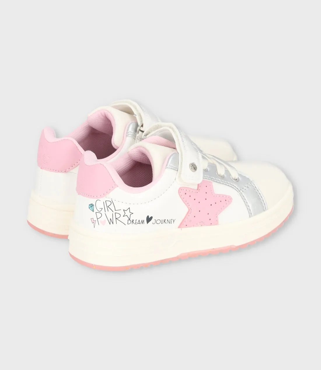 Zapatilla niña urbana